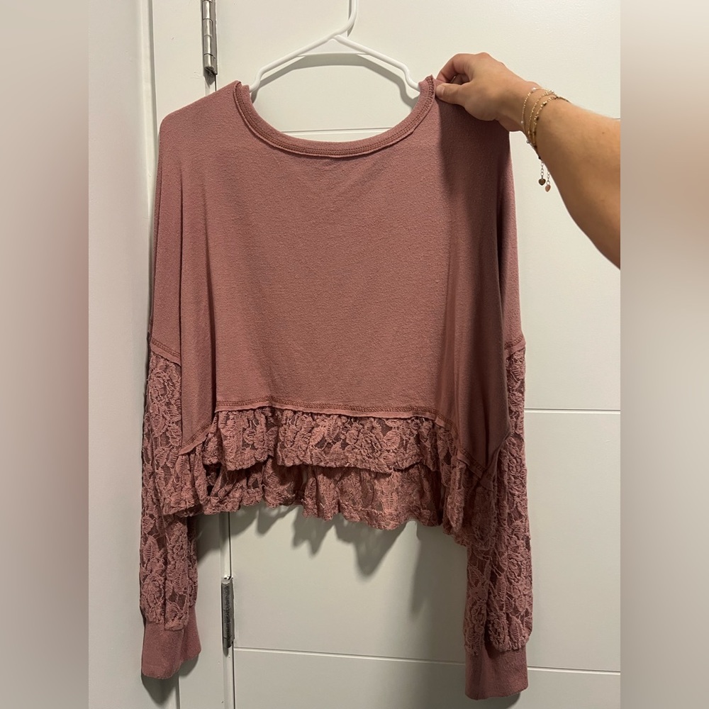 Coco + Jaimeson Elegant Lace Trimmed Mauve Top